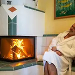 Отель Eifel Hotel Schneider Am Maar Шалькенмерен