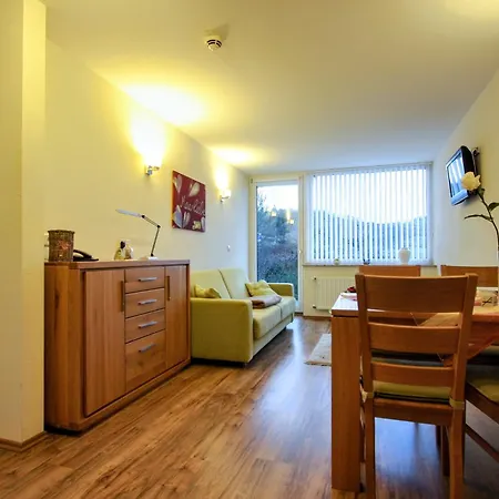 Eifel Hotel Schneider Am Maar 3* Шалькенмерен