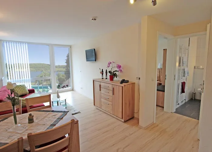 Eifel Schneider Am Maar