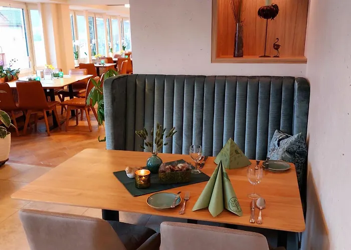 Eifel Hotel Schneider Am Maar Отель