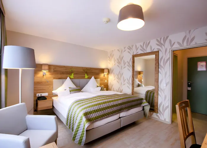 Eifel Schneider Am Maar