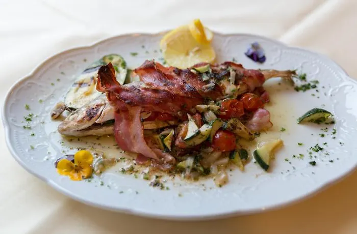 Eifel Hotel Schneider Am Maar Отель Шалькенмерен