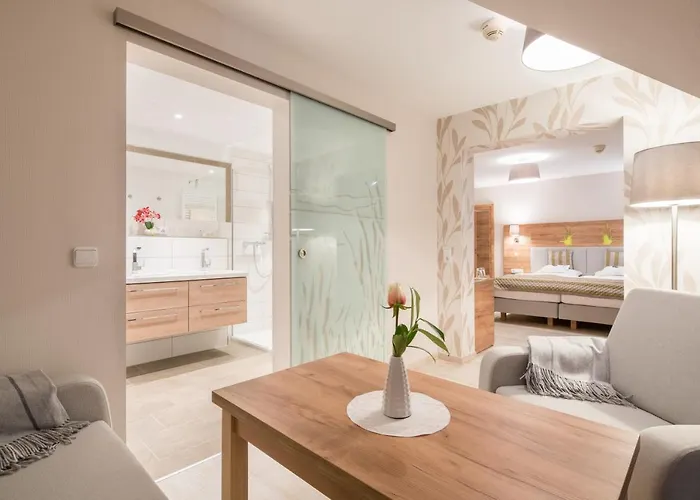 Eifel Hotel Schneider Am Maar 3* Шалькенмерен